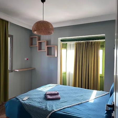 Elia Alacati Çeşme