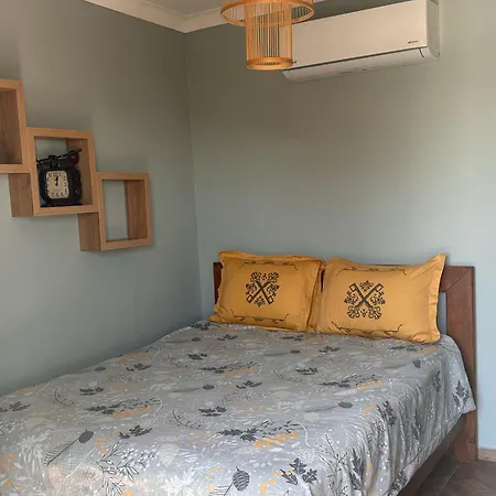 Elia Alacati Çeşme