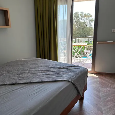 Otel Elia Alacati *