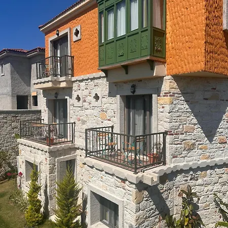 Elia Alacati Hotel *